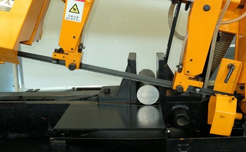 安化数控带锯床自动送料精度会出现偏差吗? 安化数控带锯床自动送料精度会出现偏差吗?